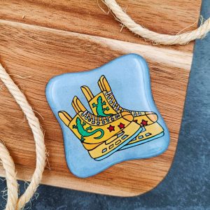 MiniPom magneetti, Luistelemaan, hokkarit