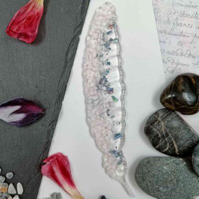 Ukuli kirjanmerkki, höyhen