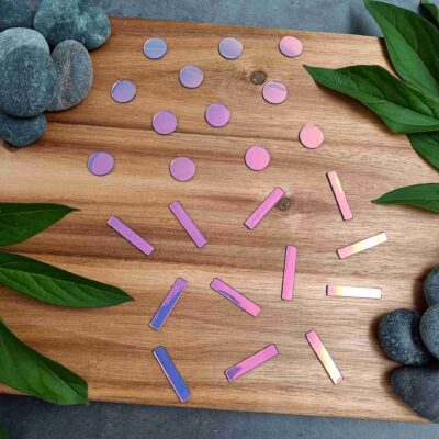 Taival kellon viivat ja pallot, holografinen sininen