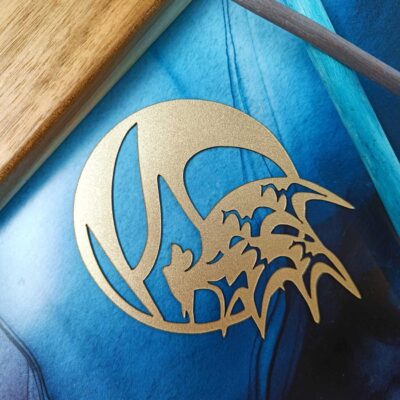 NormiPilke magneetti, Lepakko ja kuu, Kimaltava