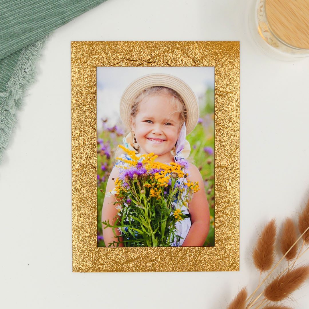 Pilke magneettinen valokuvakehys 10x15 kuvalle, Teksturoitu kulta 3 Pilke magneettinen valokuvakehys 10x15 kuvalle, Teksturoitu kulta - Image 3